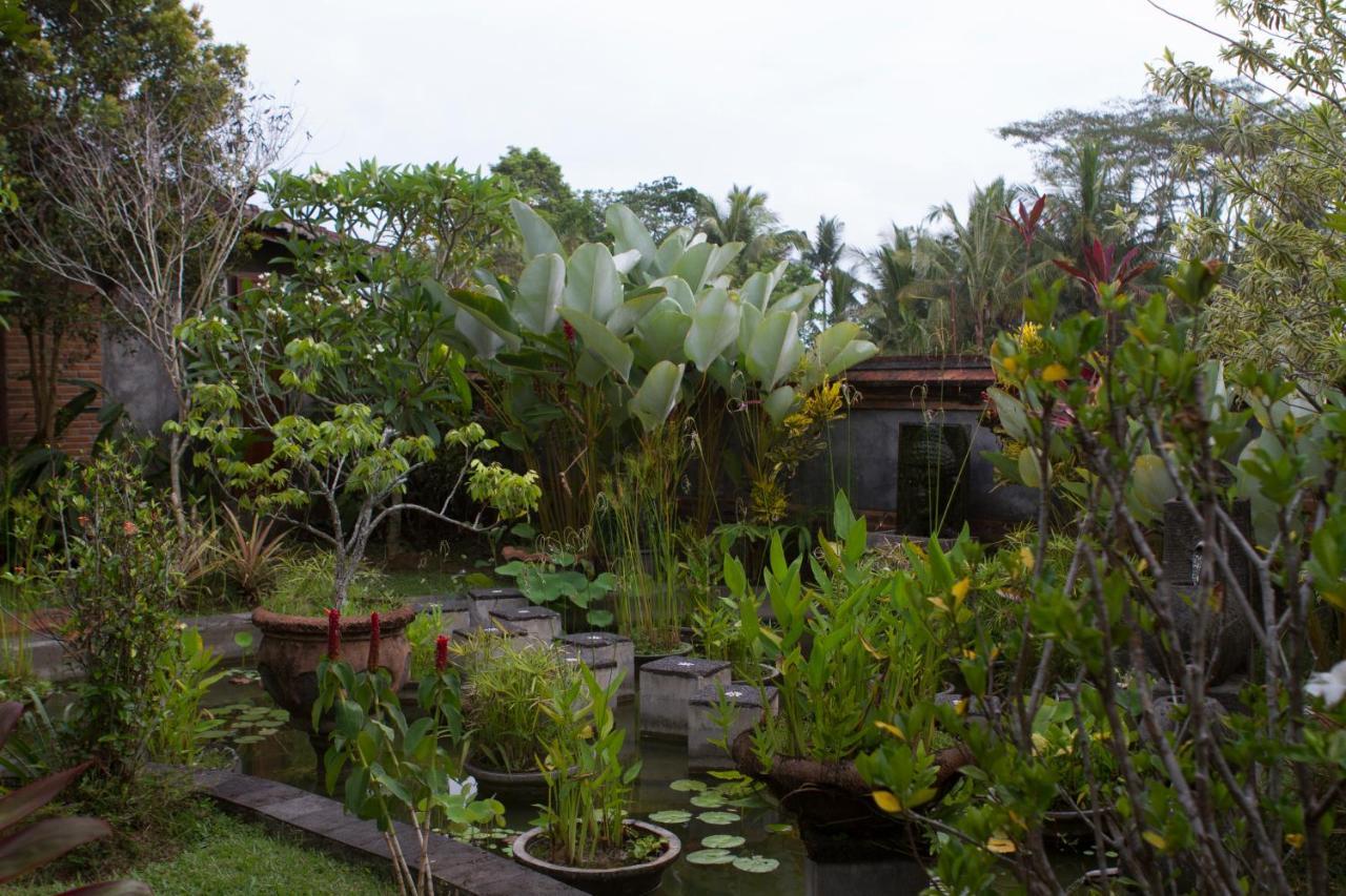 Rumah Sungai Villa Ubud  Exterior photo